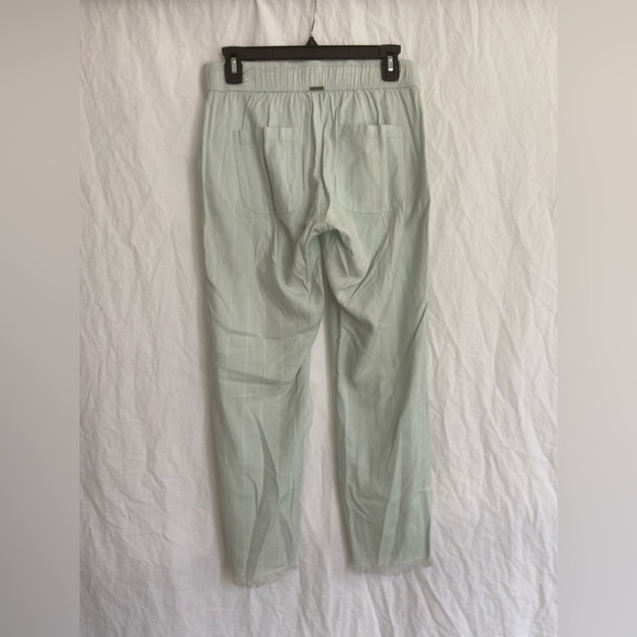 Billabong Light Green Casual beach Pants linen blend Size Medium - Picture 6 of 15